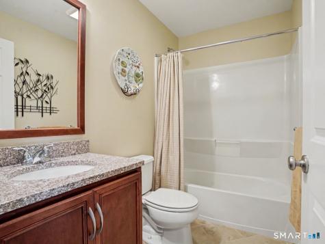 64 Warrington Round Danbury CT 06810