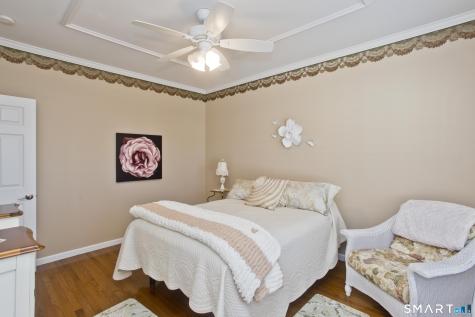 26 Ross Way Windsor Locks CT 06096
