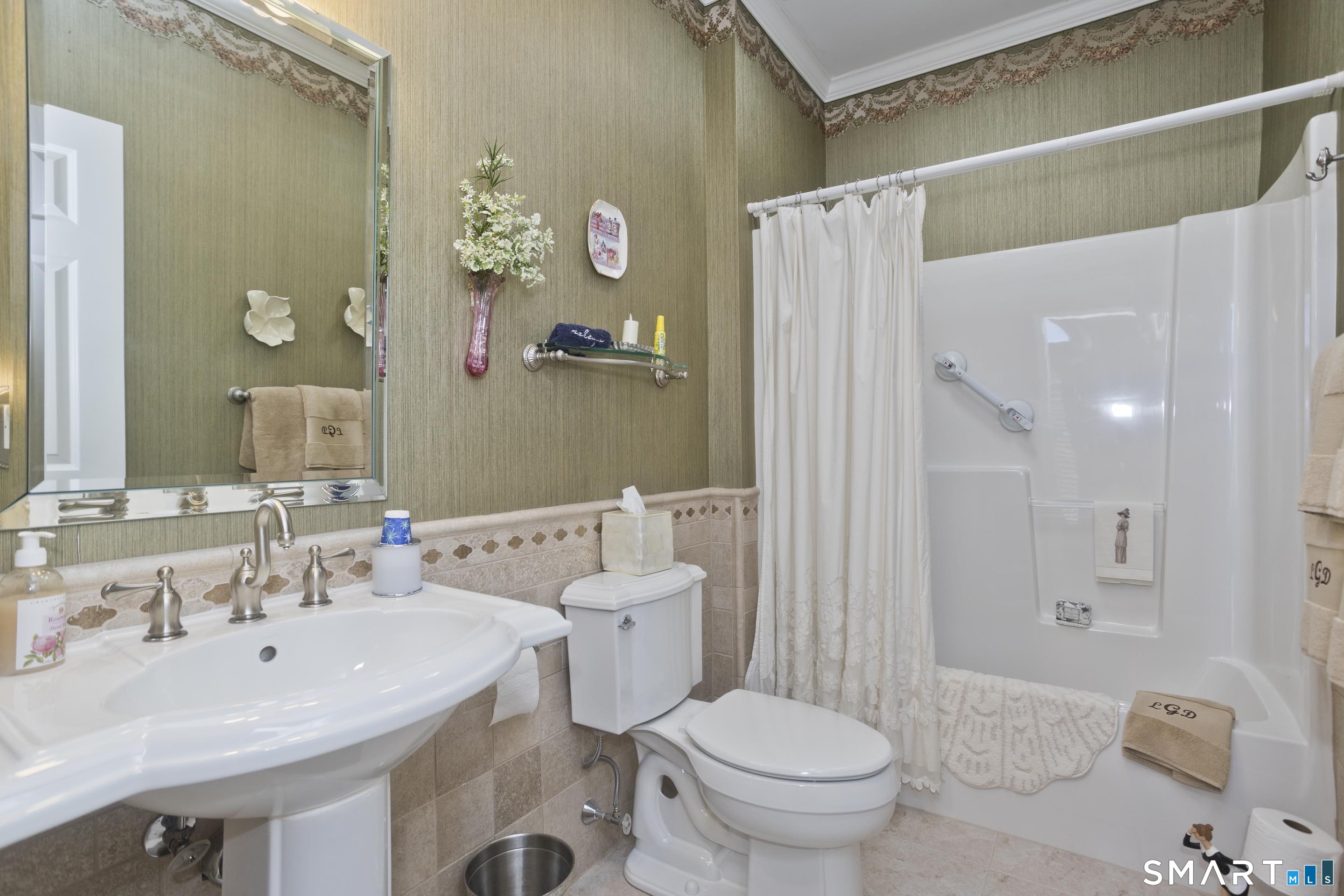 26 Ross Way Windsor Locks CT 06096