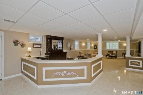 26 Ross Way Windsor Locks CT 06096
