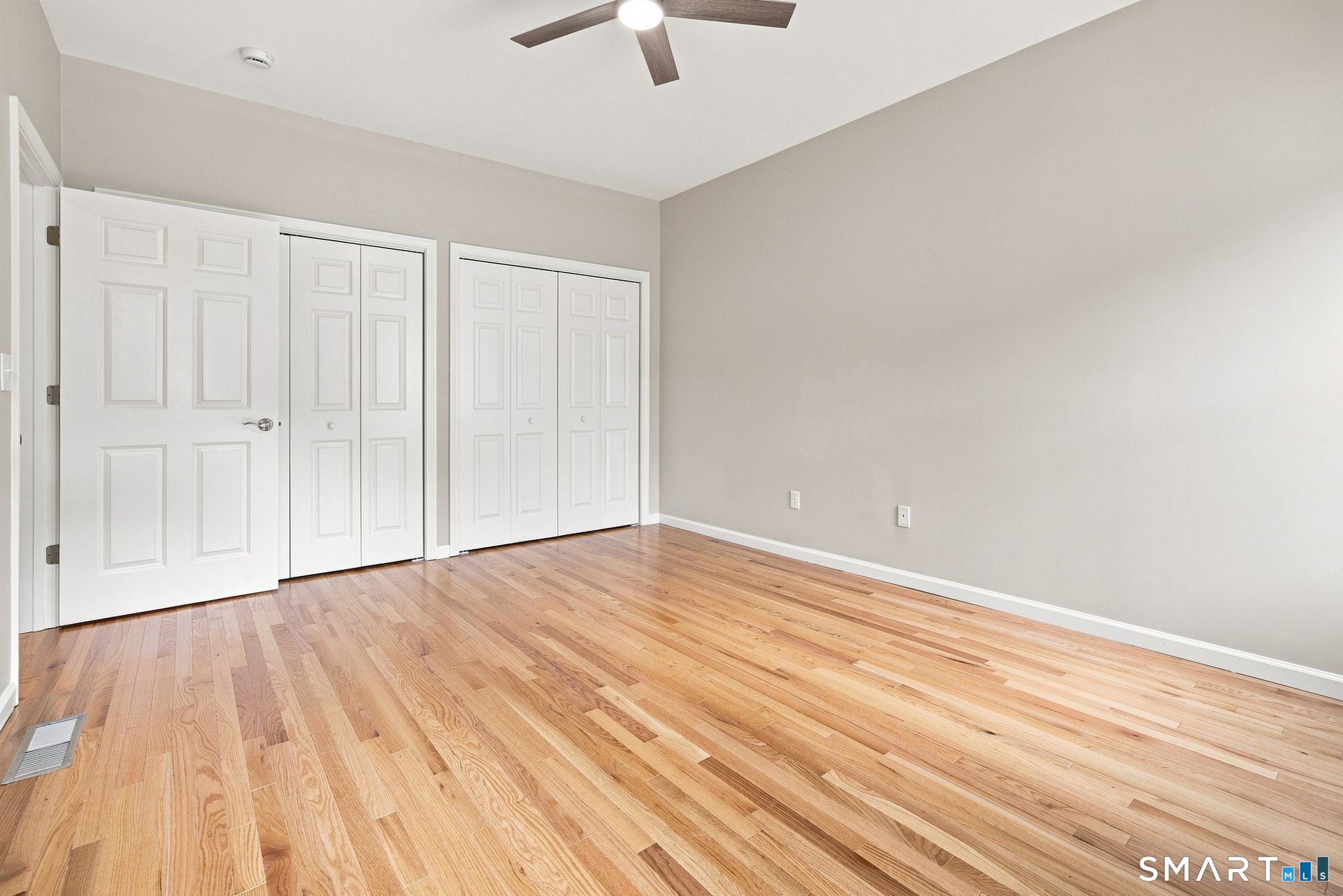 8 South Pond Road Bloomfield CT 06002