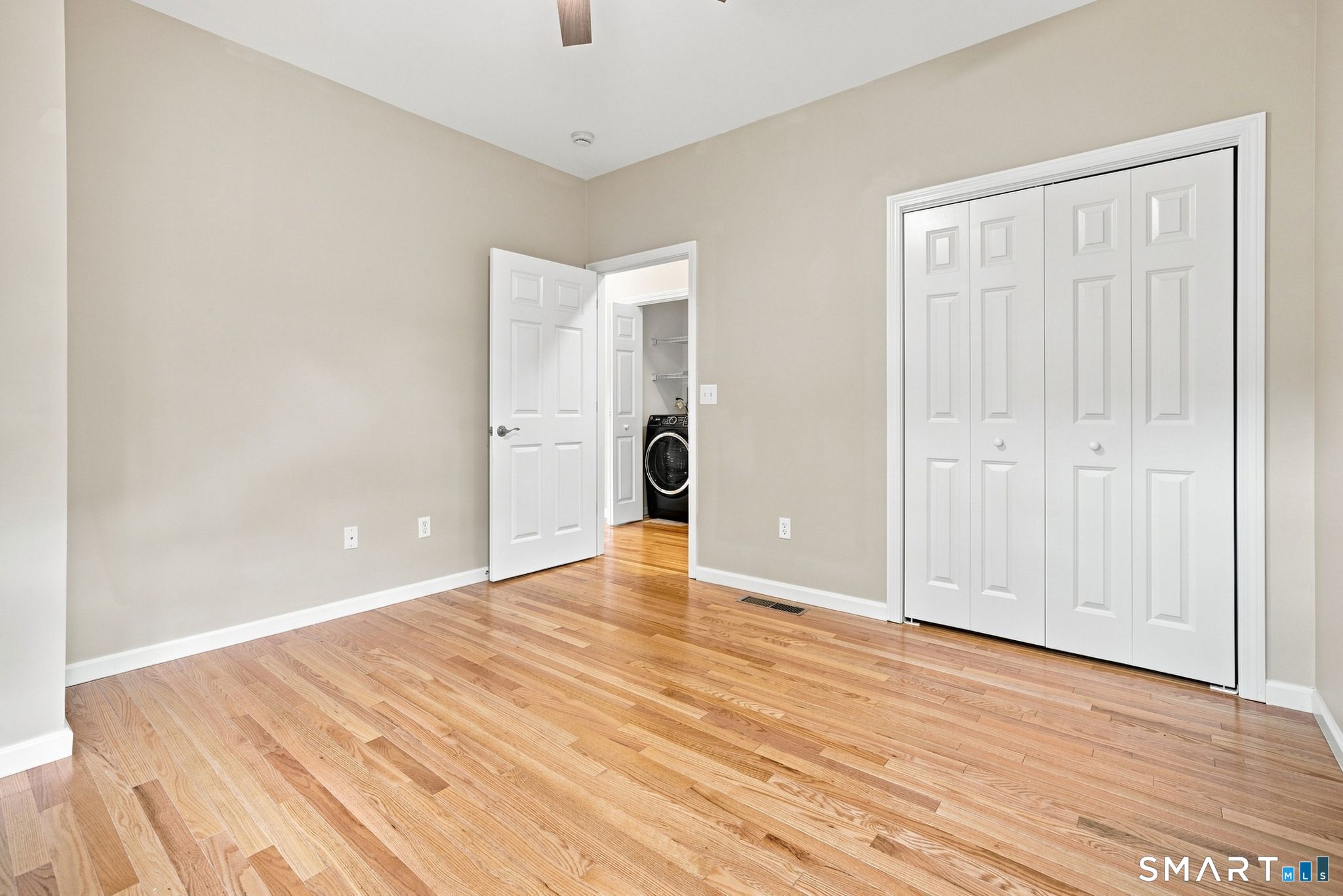 8 South Pond Road Bloomfield CT 06002