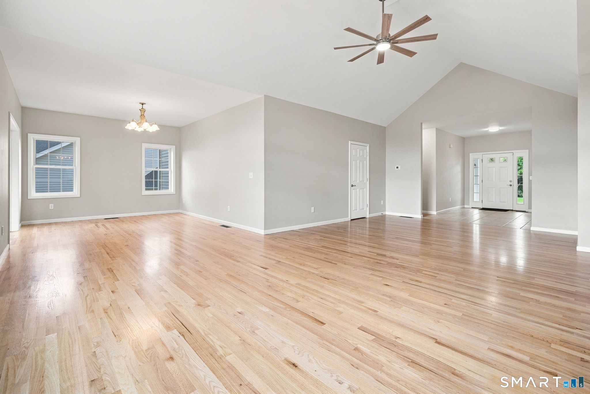 8 South Pond Road Bloomfield CT 06002