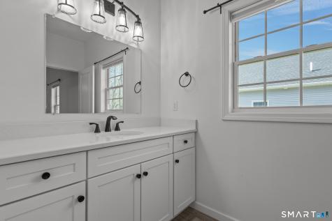 8 Grace Lane Plainfield CT 06354