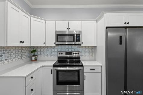 8 Grace Lane Plainfield CT 06354