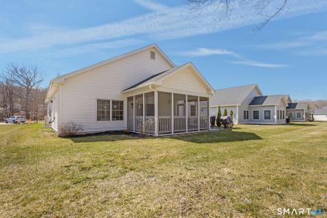 8 Grace Lane Plainfield CT 06354