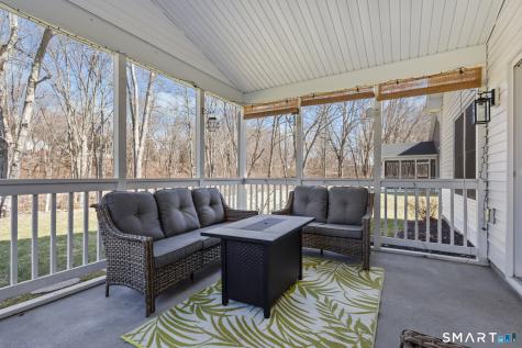 8 Grace Lane Plainfield CT 06354