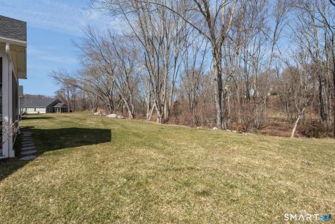 8 Grace Lane Plainfield CT 06354