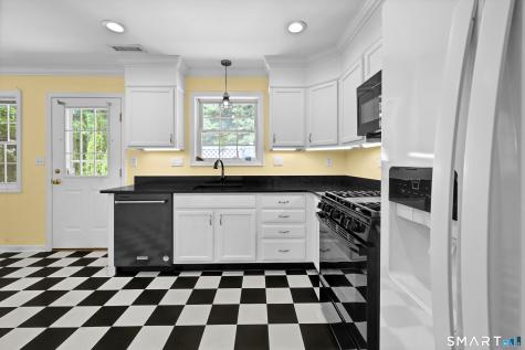 118 Gulf Street Milford CT 06460
