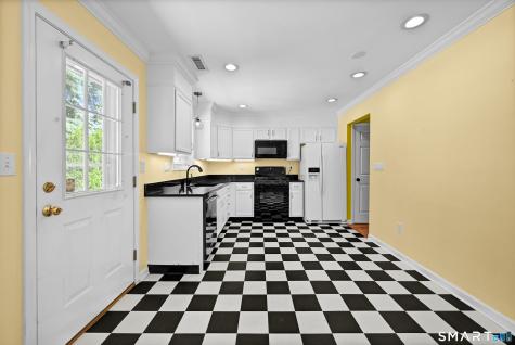 118 Gulf Street Milford CT 06460