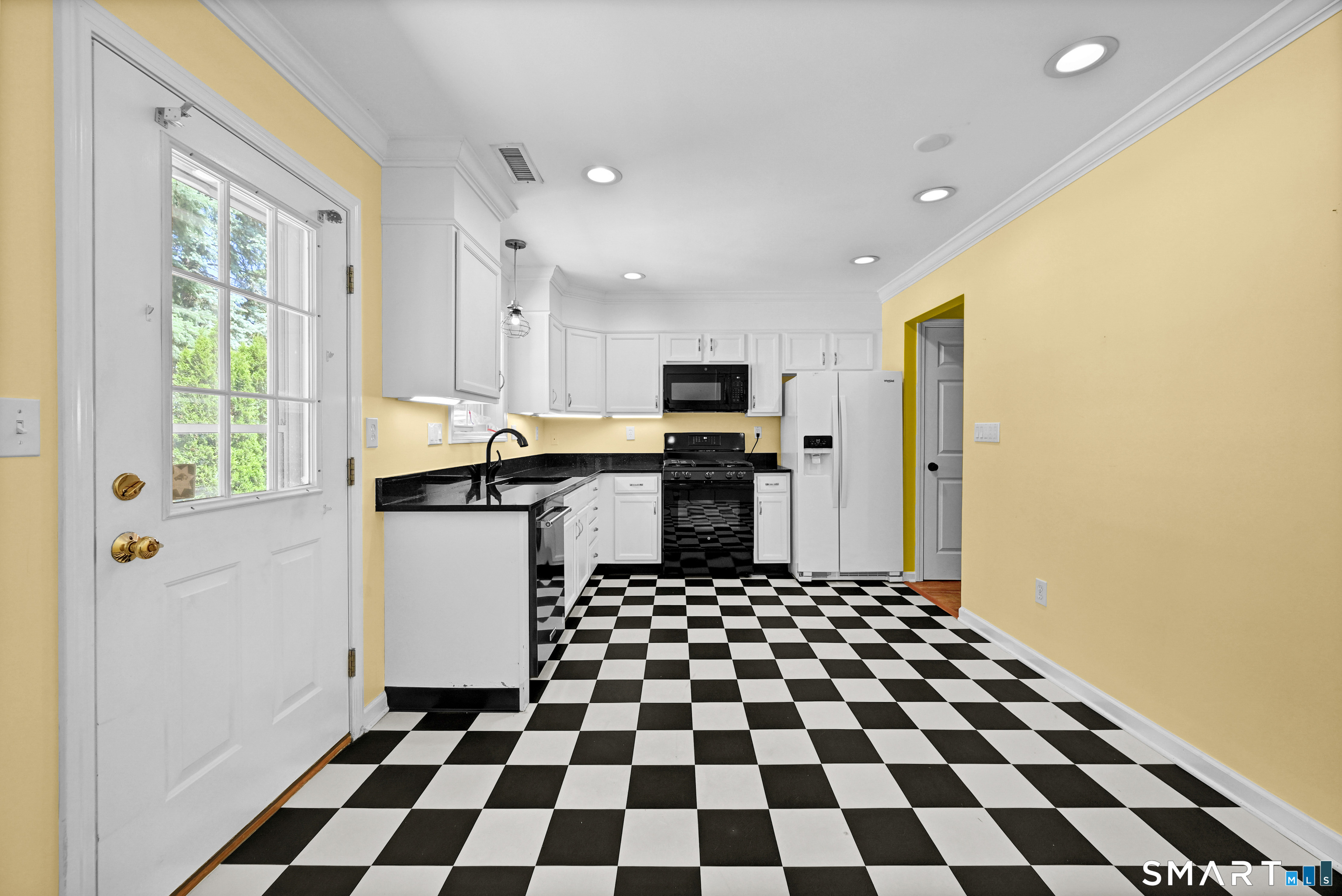 118 Gulf Street Milford CT 06460