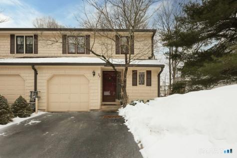 39 Schoolhouse Crossing Wethersfield CT 06109