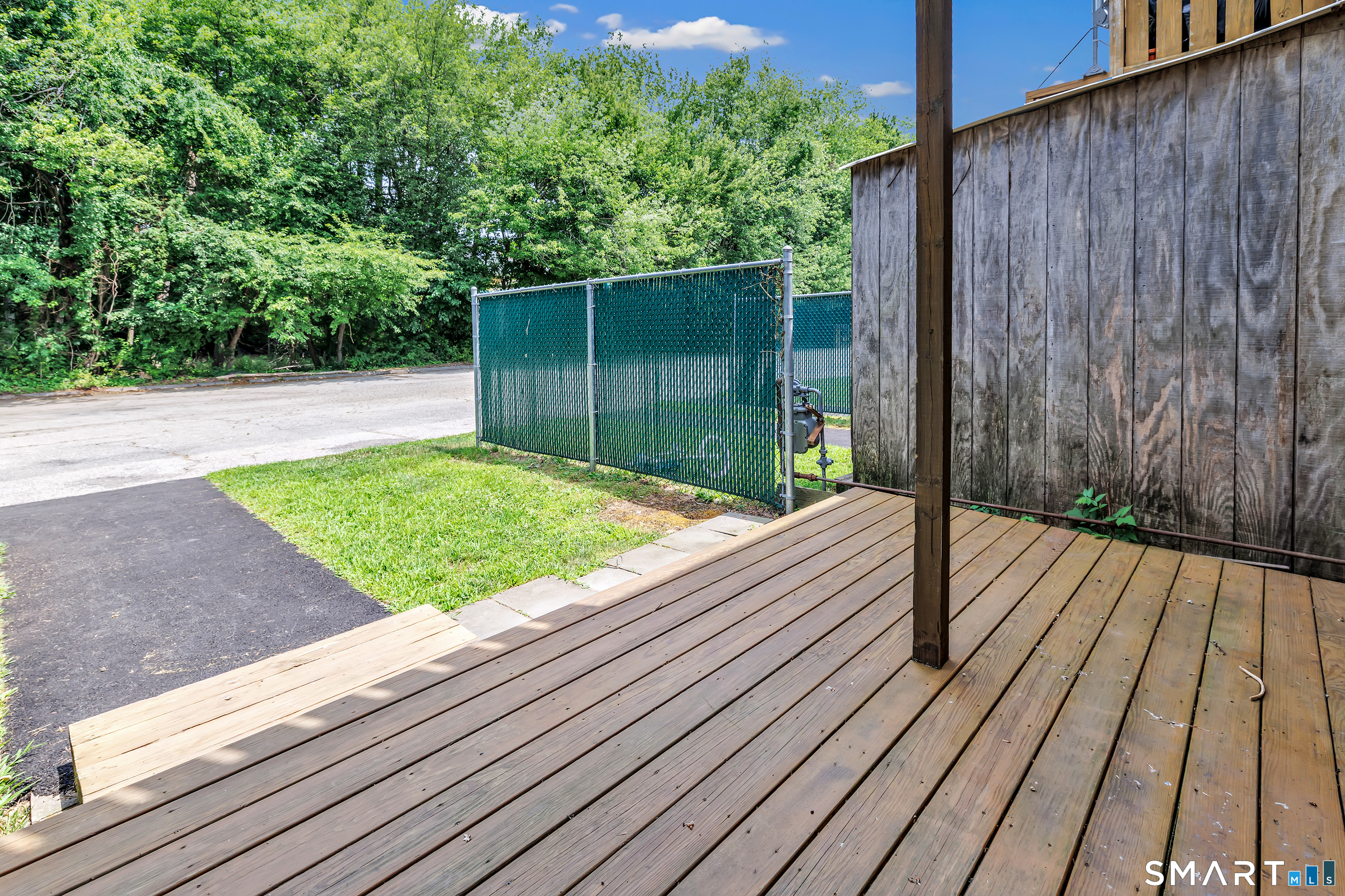 215 Jaffrey Street West Haven CT 06516