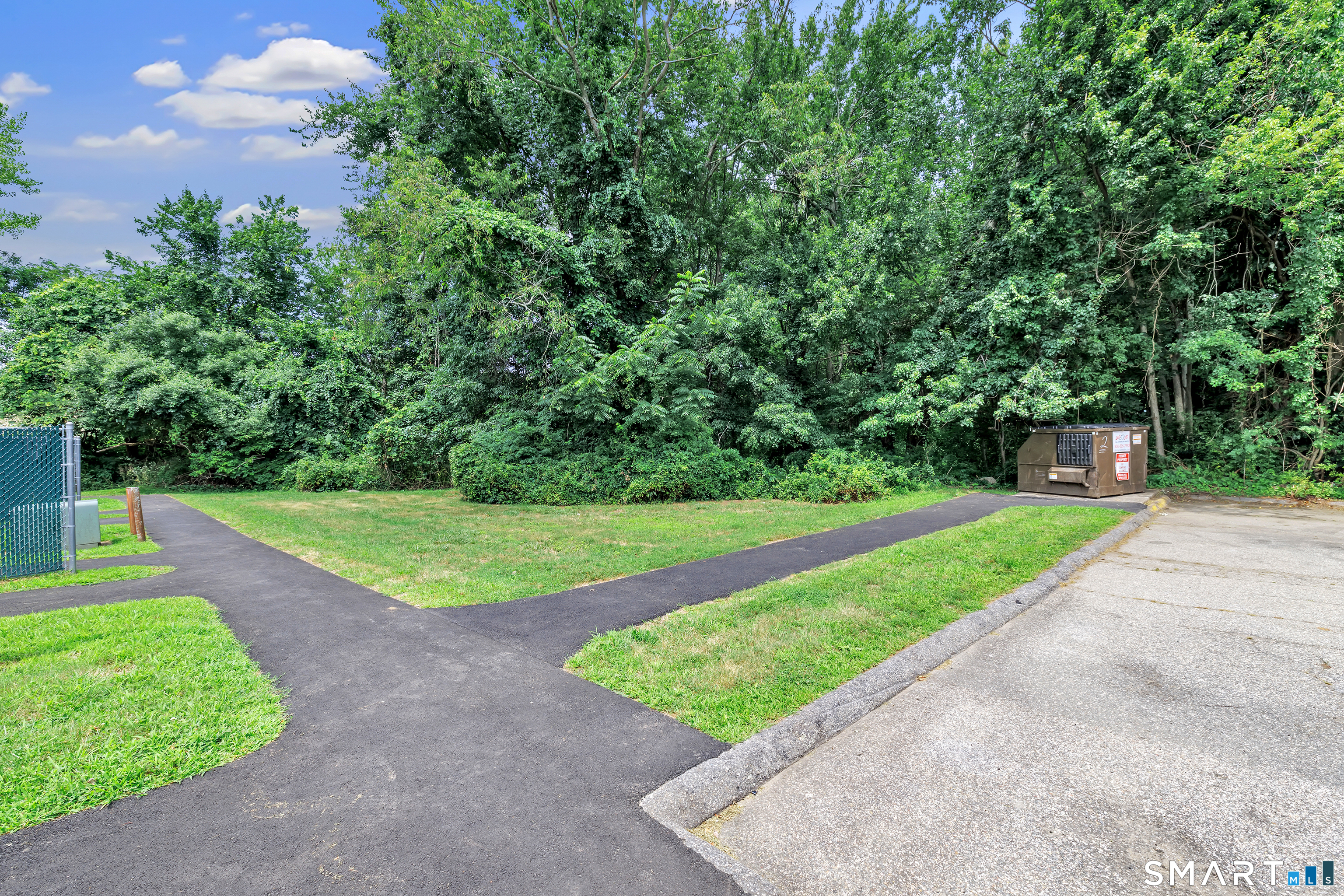 215 Jaffrey Street West Haven CT 06516