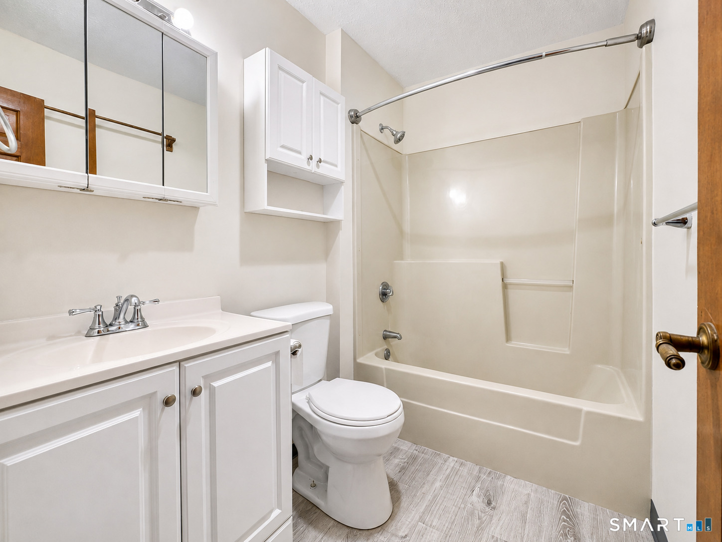 24 West Road Ellington CT 06029
