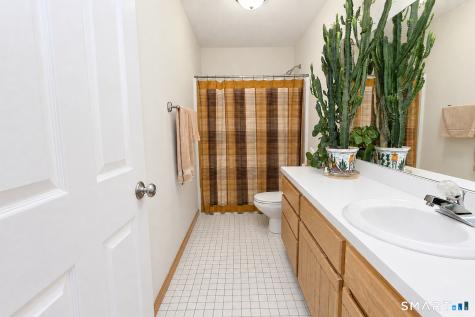 27 Riverwalk Drive Simsbury CT 06089