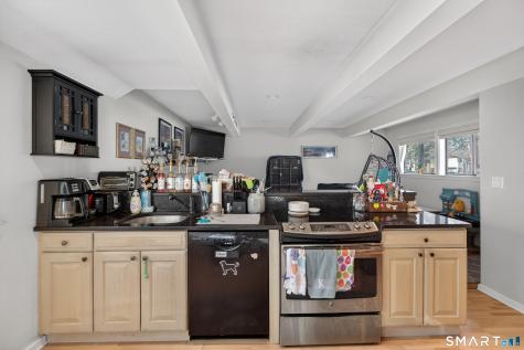 9 Upper Commons Woodbury CT 06798