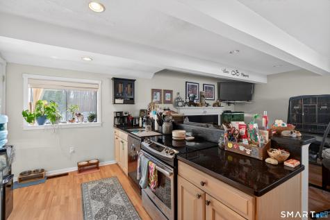 9 Upper Commons Woodbury CT 06798