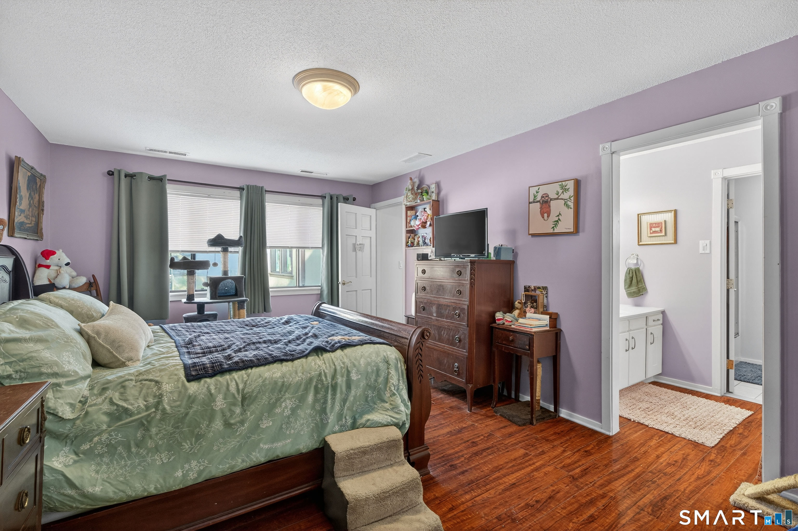 9 Upper Commons Woodbury CT 06798