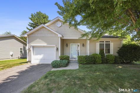 24 Quail Hollow Enfield CT 06082