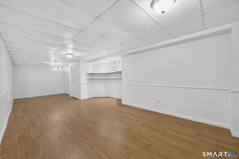 24 Quail Hollow Enfield CT 06082