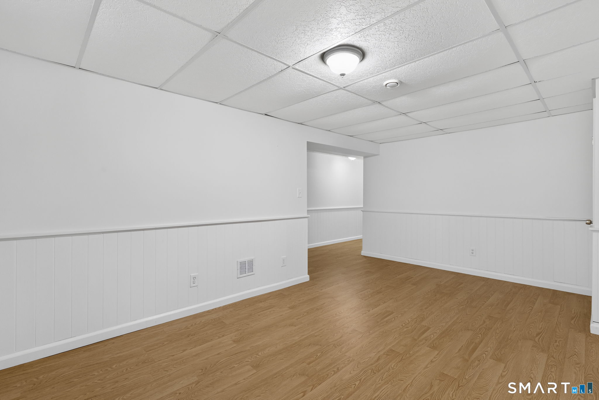 24 Quail Hollow Enfield CT 06082