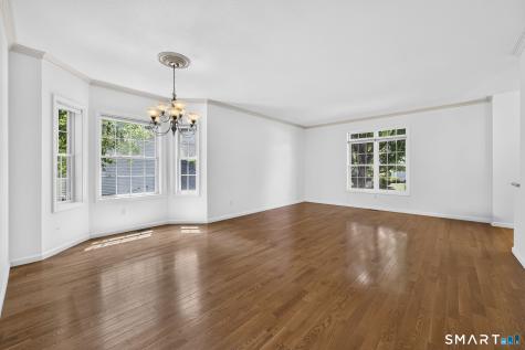 24 Quail Hollow Enfield CT 06082