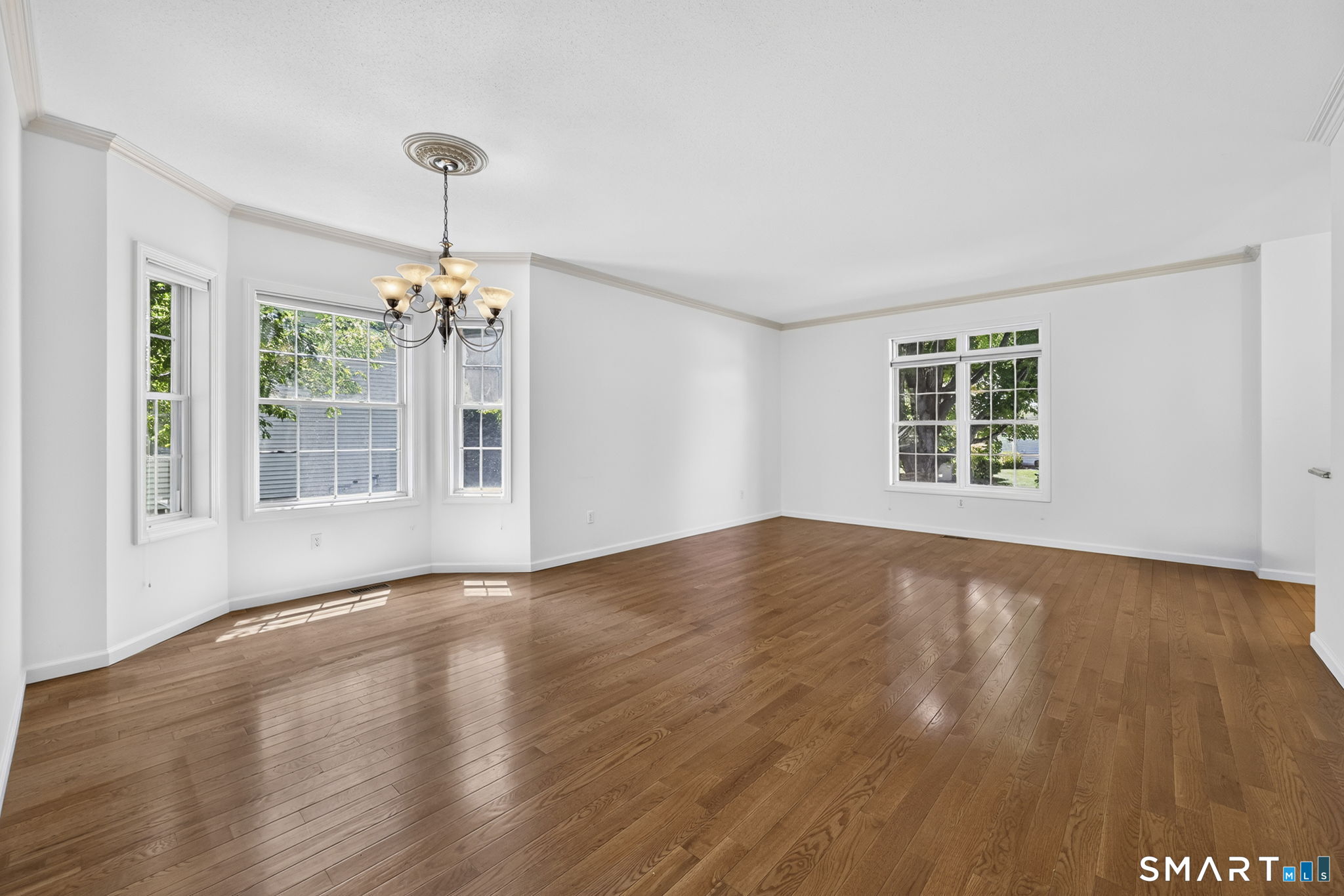 24 Quail Hollow Enfield CT 06082