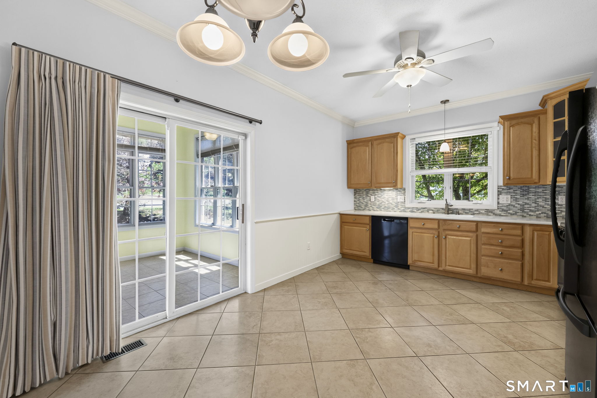 24 Quail Hollow Enfield CT 06082