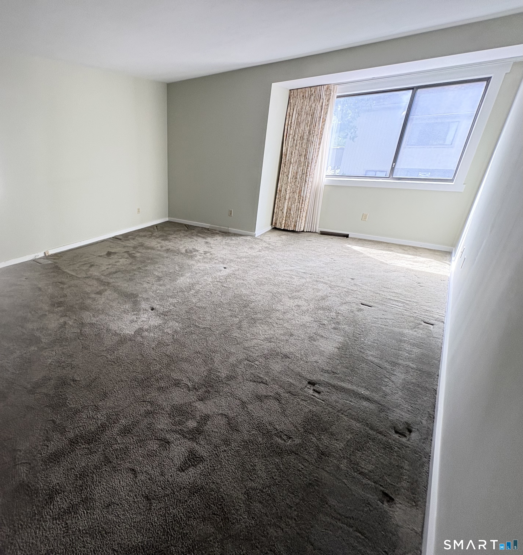 88 South Trail Stratford CT 06614