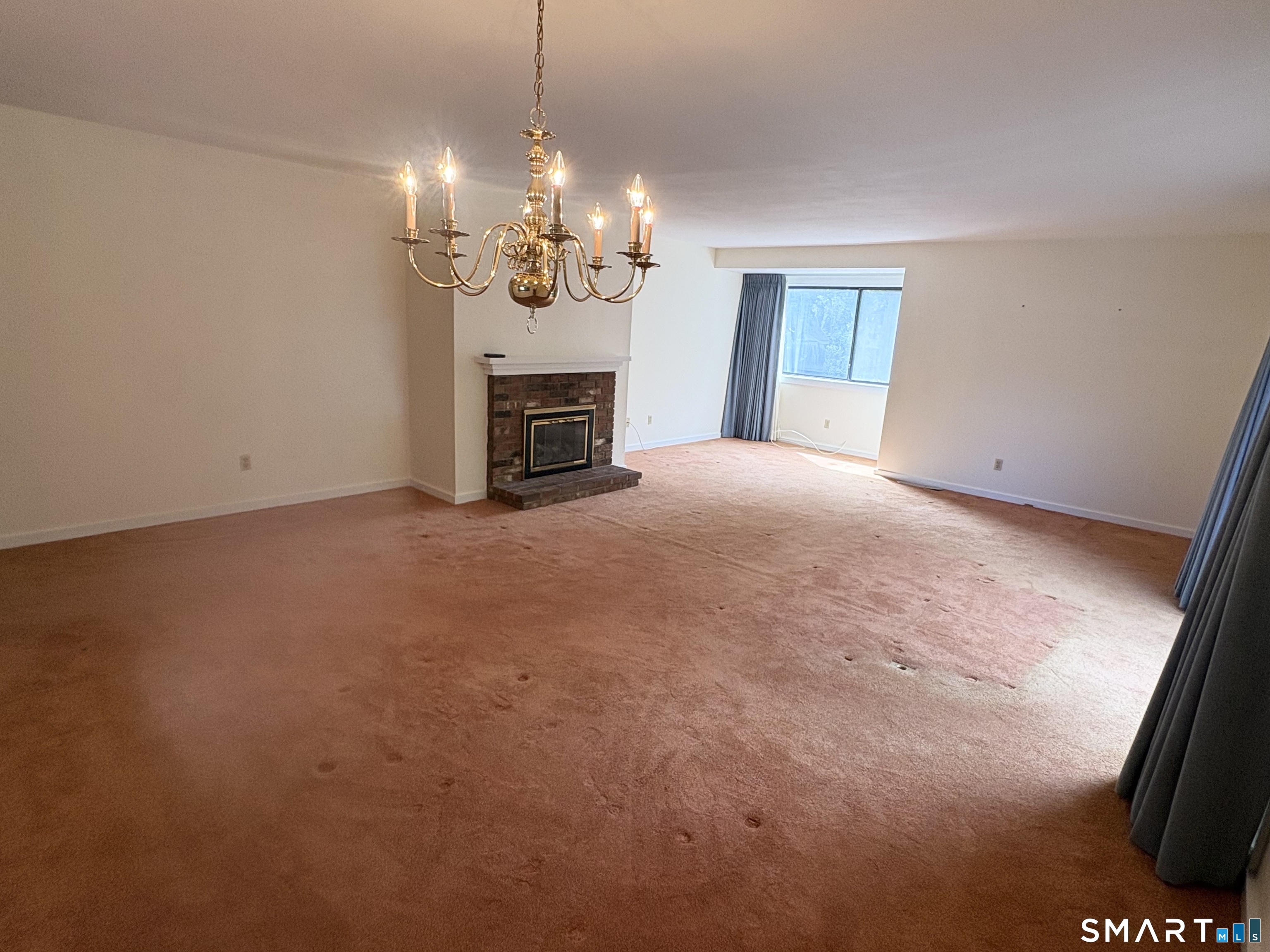 88 South Trail Stratford CT 06614