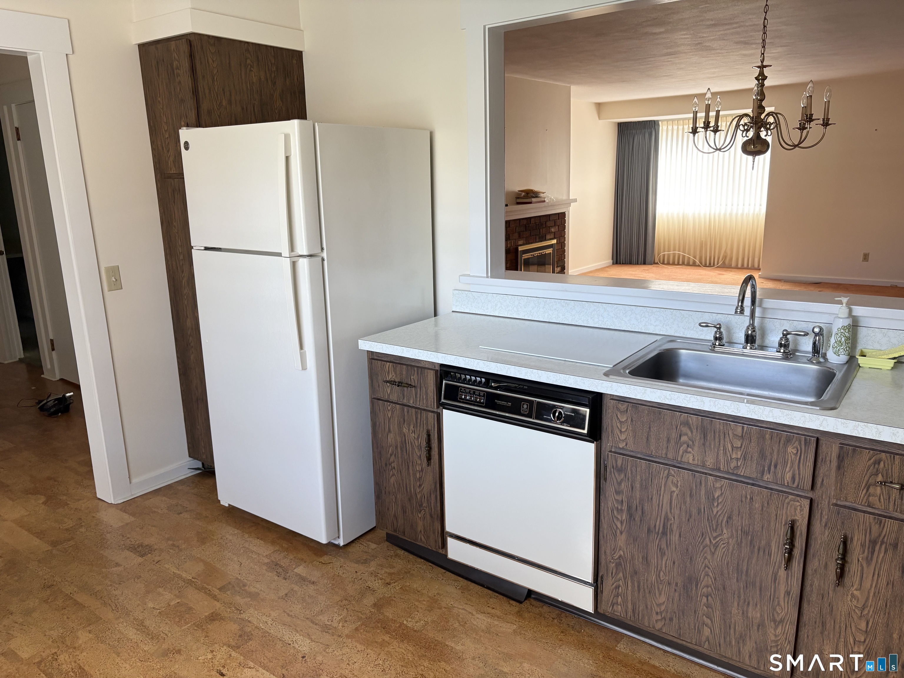 88 South Trail Stratford CT 06614