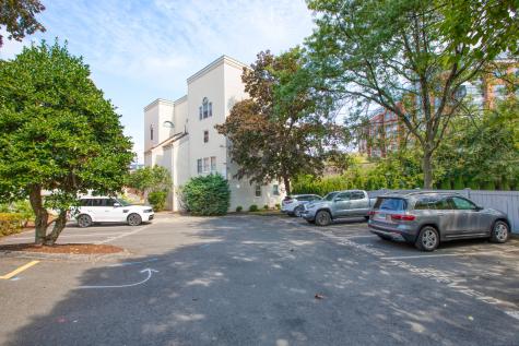 32 Pine Street Norwalk CT 06854