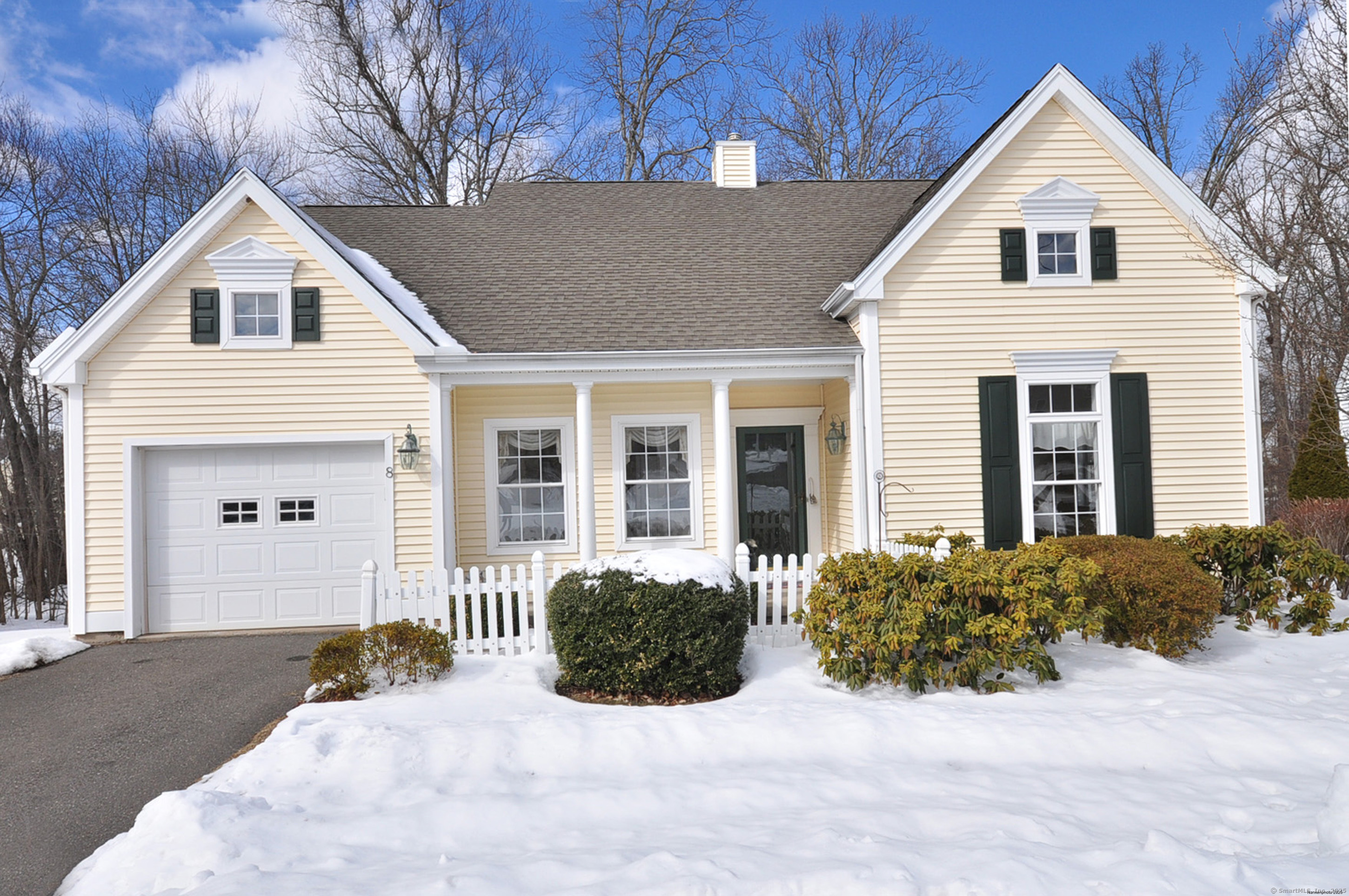 8 Bayberry Circle Farmington CT 06032