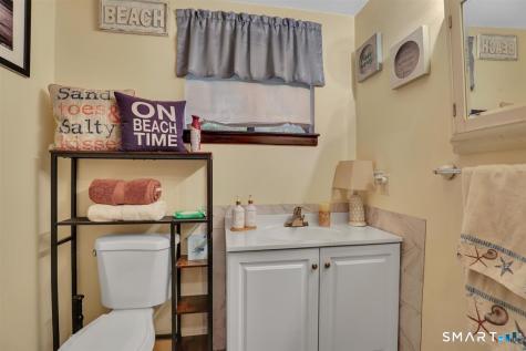25 Cliffside Drive Manchester CT 06042