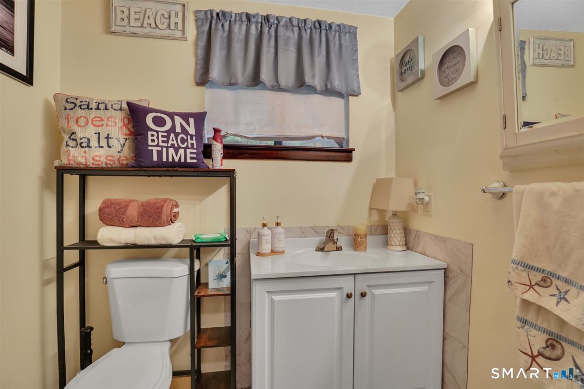 25 Cliffside Drive Manchester CT 06042