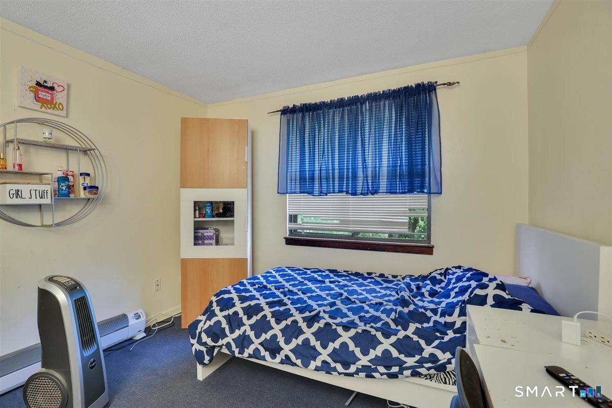 25 Cliffside Drive Manchester CT 06042