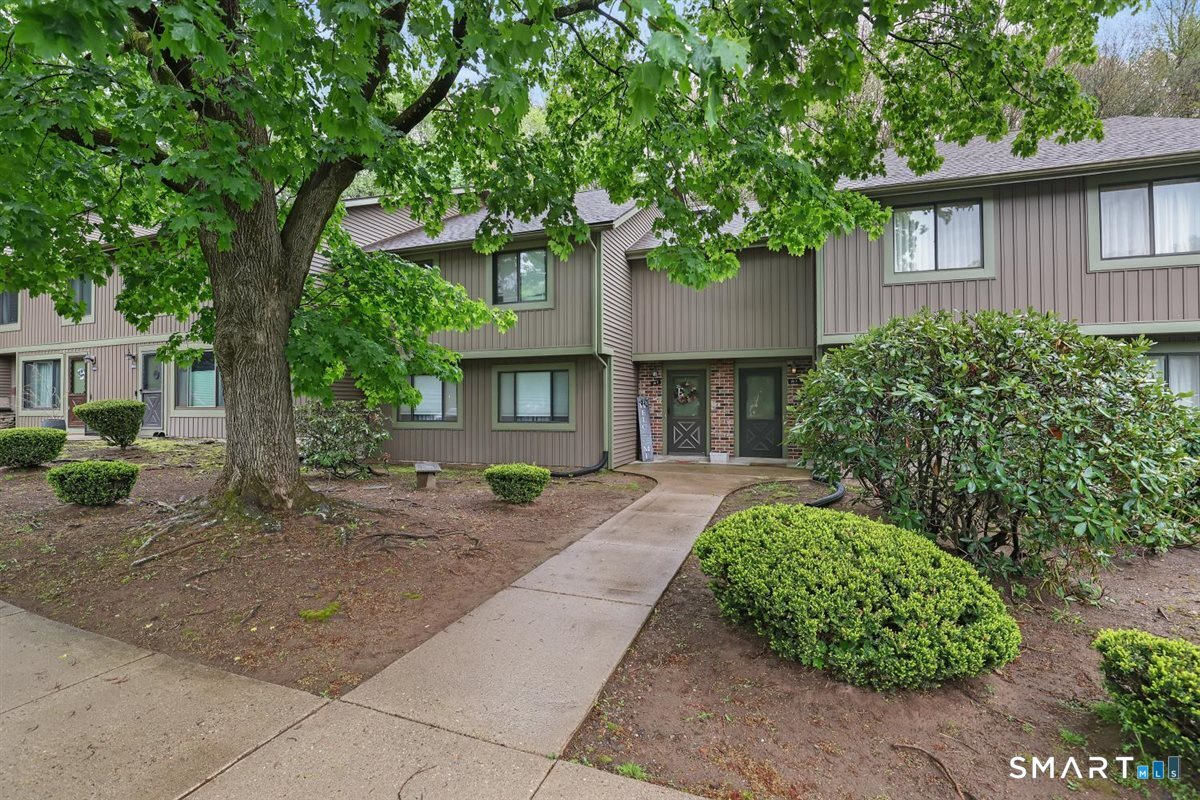 25 Cliffside Drive Manchester CT 06042