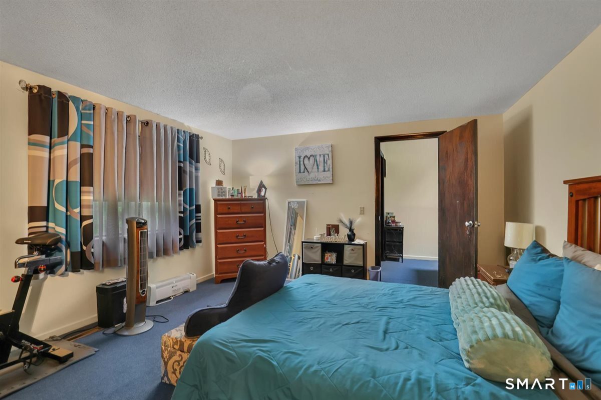 25 Cliffside Drive Manchester CT 06042