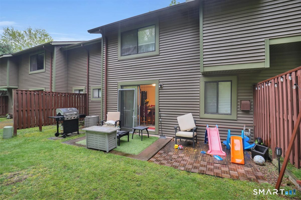 25 Cliffside Drive Manchester CT 06042