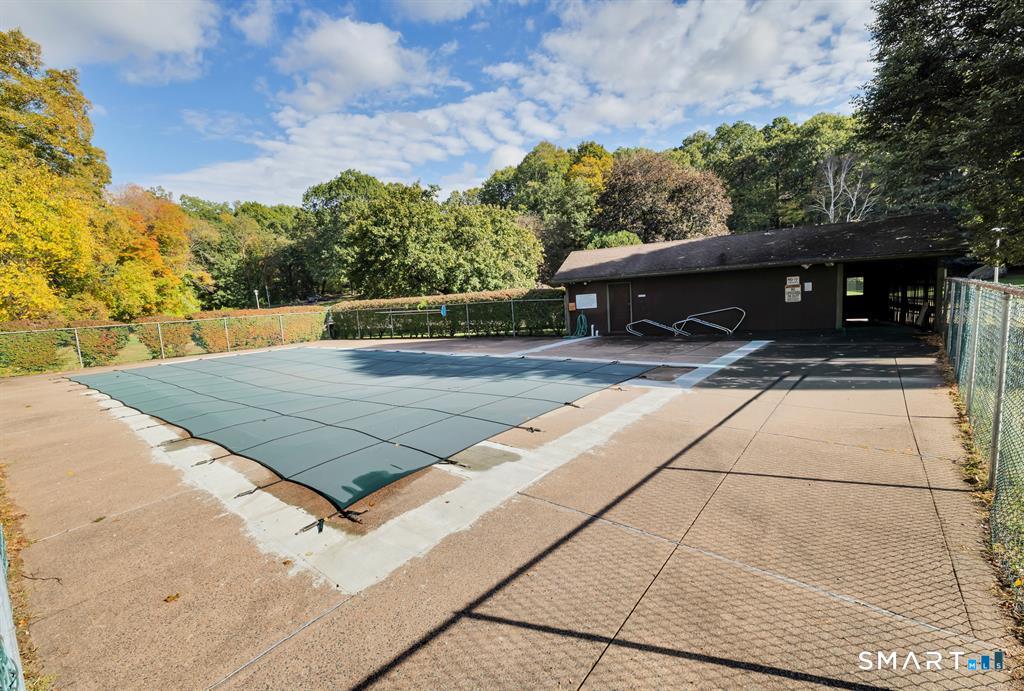 25 Cliffside Drive Manchester CT 06042