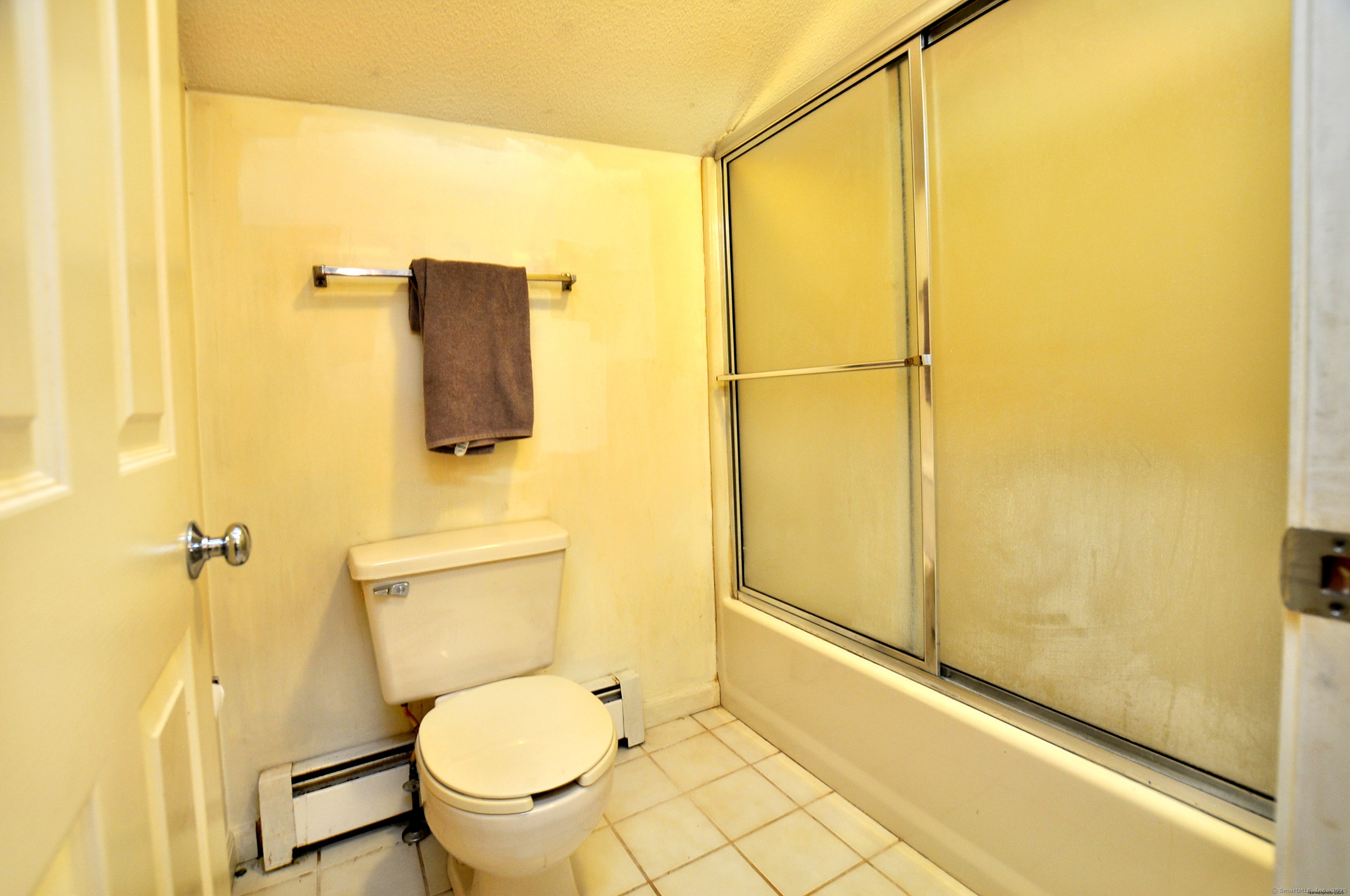 16 Whytewood Lane Granby CT 06035