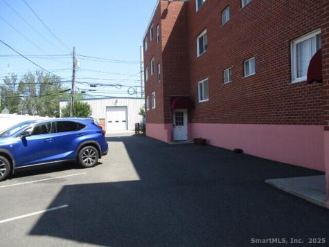 4 Van Zant Road Norwalk CT 06855