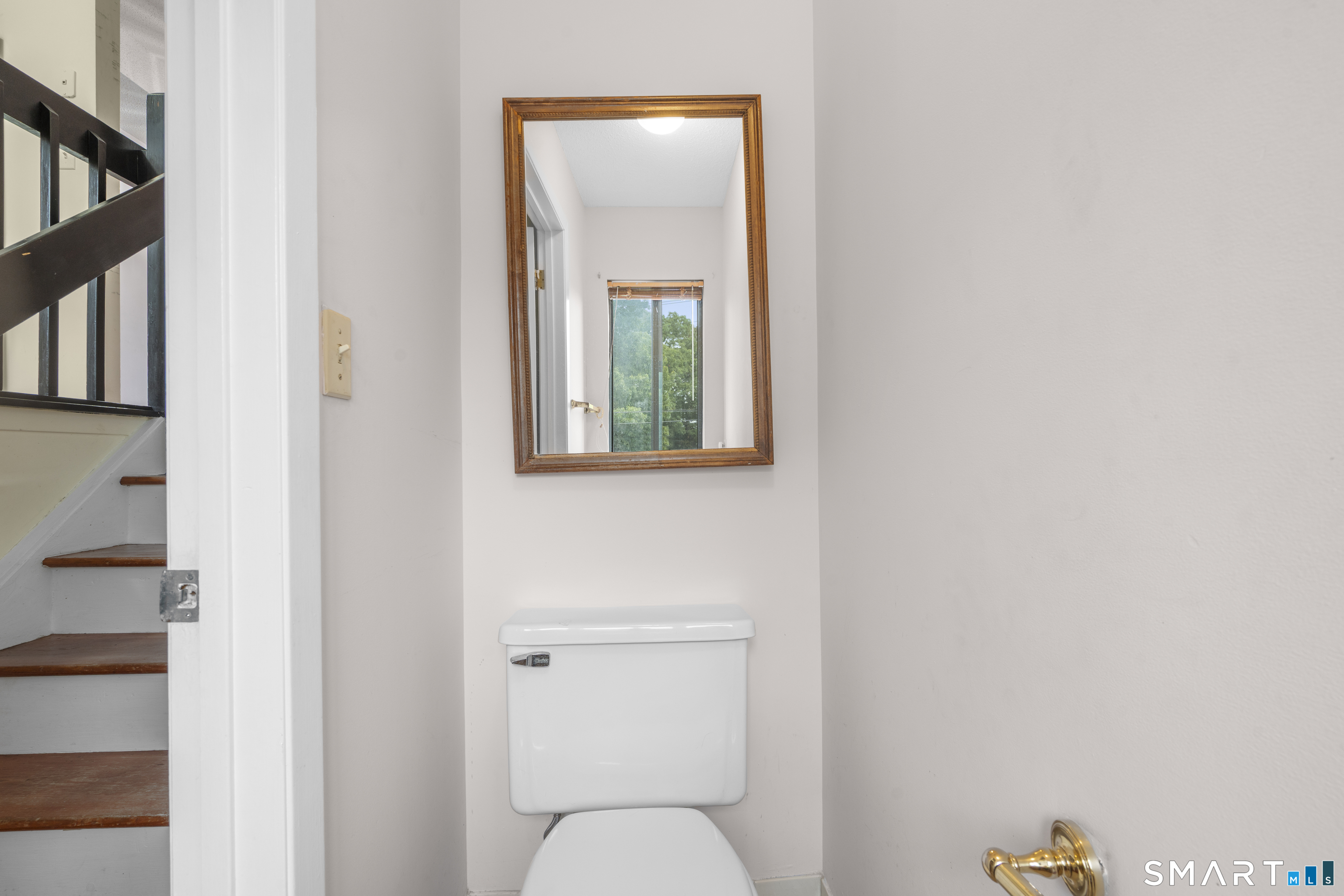 40 Crest Street West Haven CT 06516