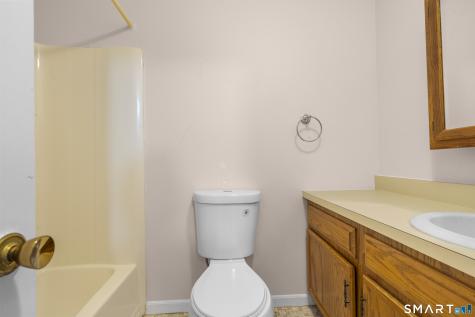 40 Crest Street West Haven CT 06516