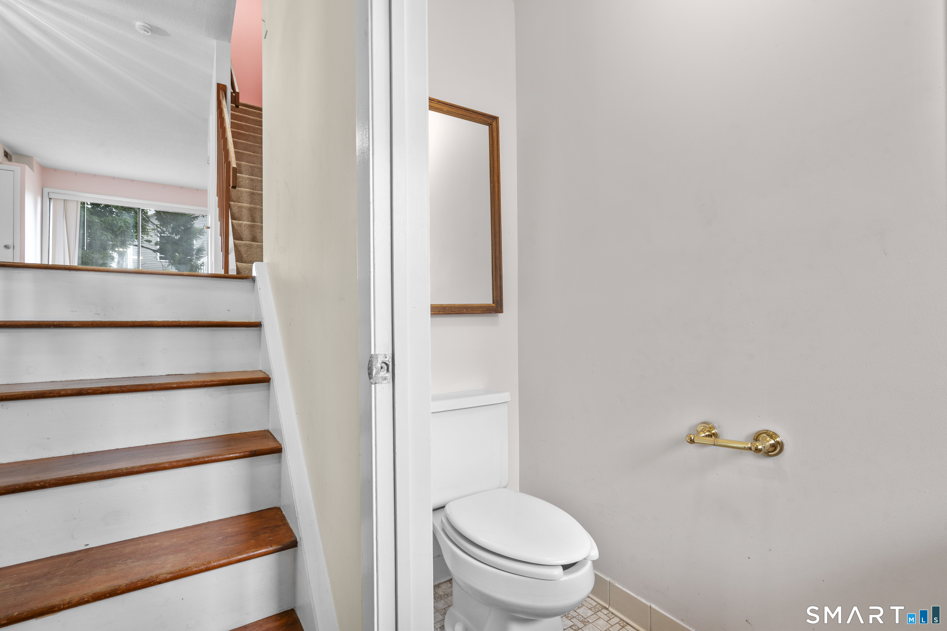 40 Crest Street West Haven CT 06516