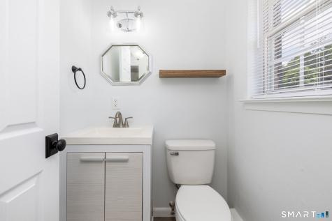 23 Carter Heights Southington CT 06479
