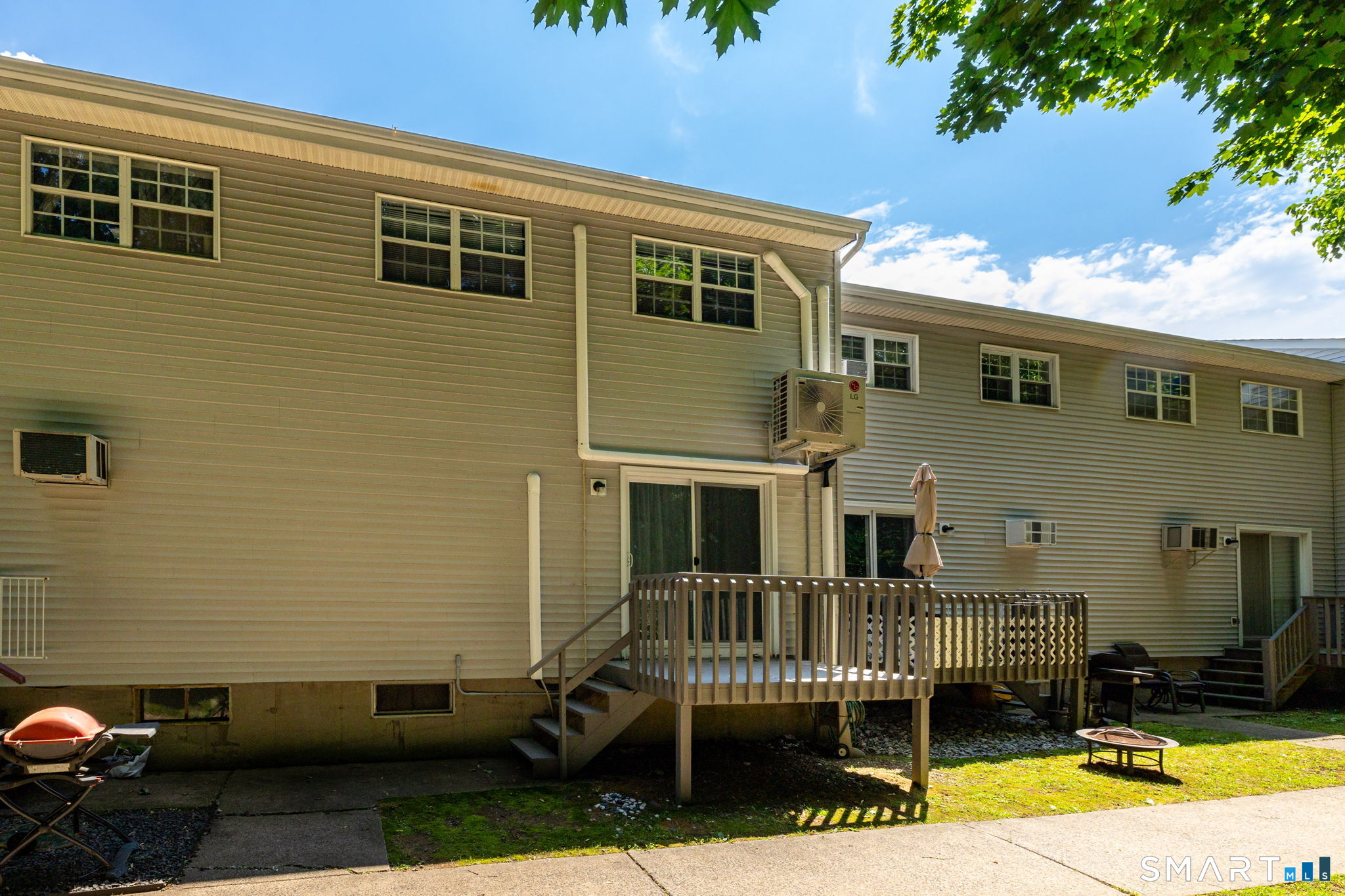 23 Carter Heights Southington CT 06479