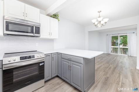23 Carter Heights Southington CT 06479