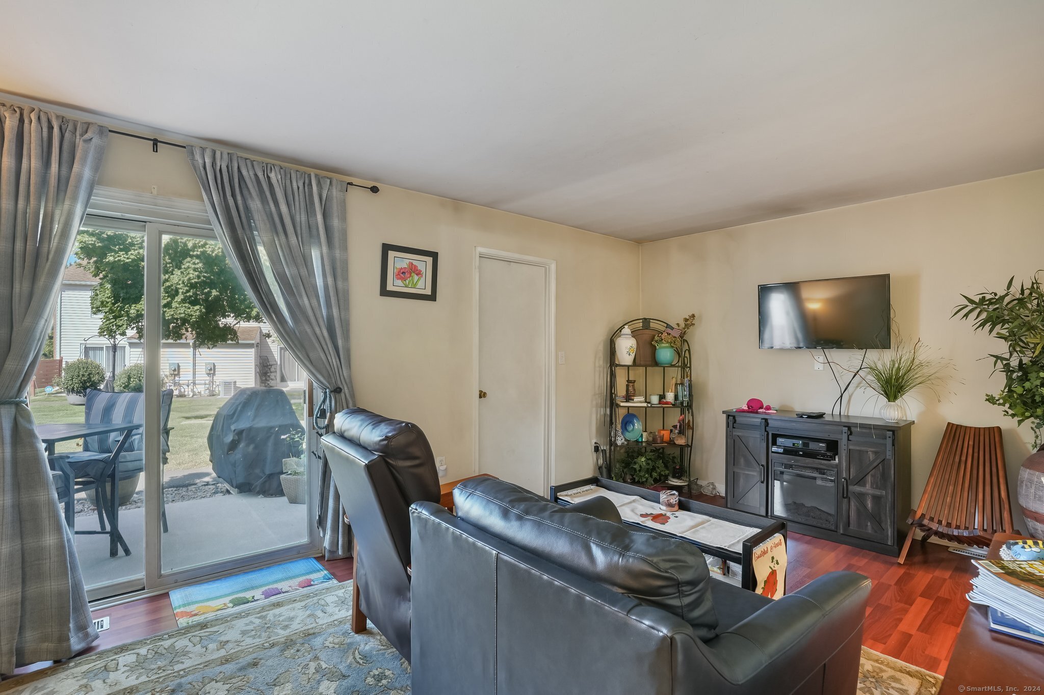 6 Jackson Drive Milford CT 06460